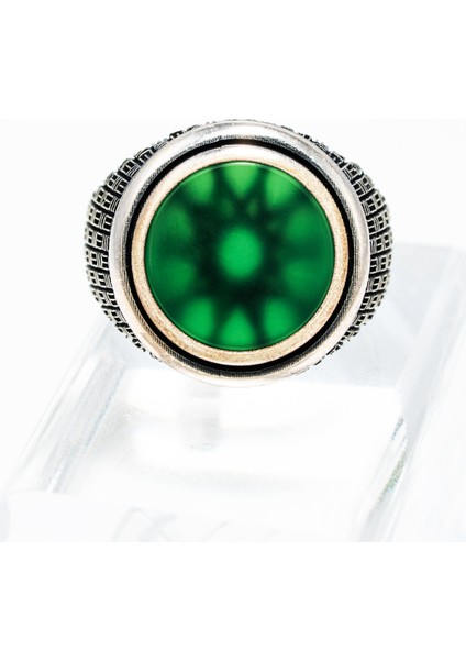 Yeşil Taşlı 925 Ayar Gümüş Erkek Yüzük – Klasik ve Gösterişli Tasarım
