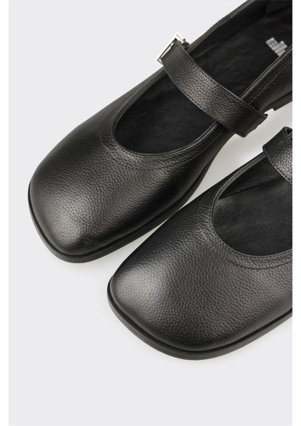 Siyah Deri Kadın Günlük Ayakkabı indirimleri