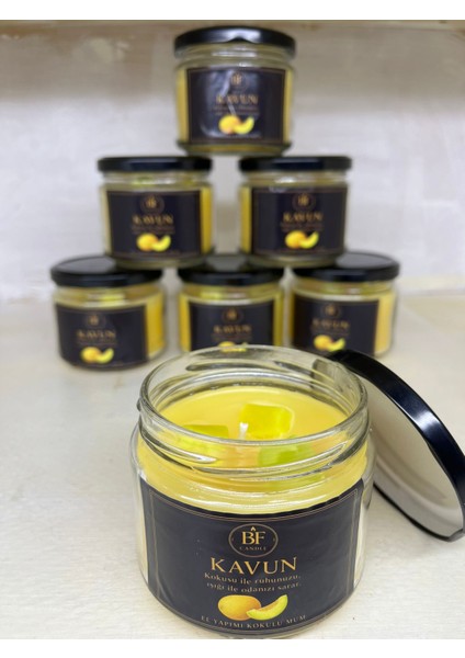 El Yapımı Kavun Kokulu Mum – Kalıcı ve Yoğun Koku – Cam Kavanozda Dekoratif Mum