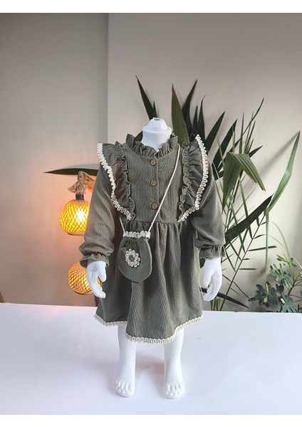 Uzun Kollu Dantel Detaylı Vintage Fitilli Kadife Çantalı Kız Çocuk Elbisesi modelleri