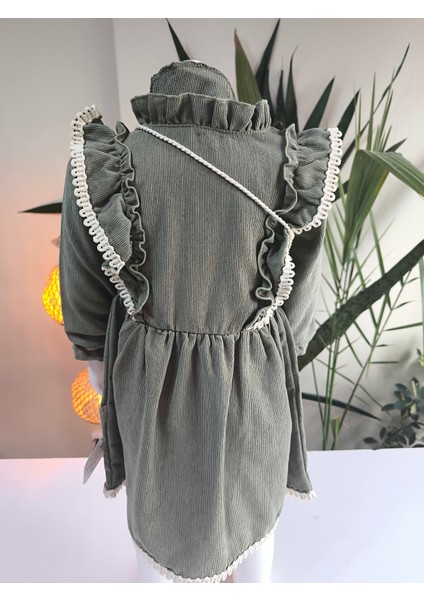 Uzun Kollu Dantel Detaylı Vintage Fitilli Kadife Çantalı Kız Çocuk Elbisesi indirimleri