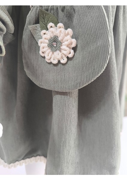 Uzun Kollu Dantel Detaylı Vintage Fitilli Kadife Çantalı Kız Çocuk Elbisesi