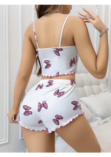 Kadın Fantazi Iç Giyim Pamuklu Beyaz Üstüne Pembe Kurdela Desenli Fitilli Askılı Şortlu Pijama Takımı - Şehvetli ve Zarif Tasarım modelleri