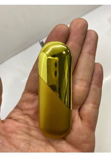 Kalp Tasarımlı Metal Çakmak - Gold