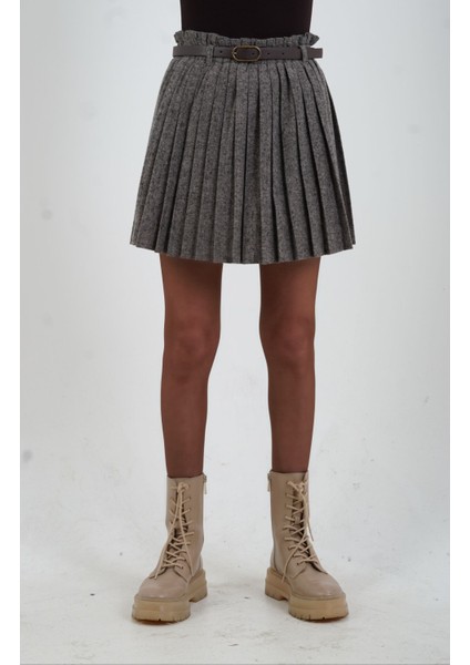 Bej Kemerli Içi Şort Astarlı Pileli Mini Etek modelleri