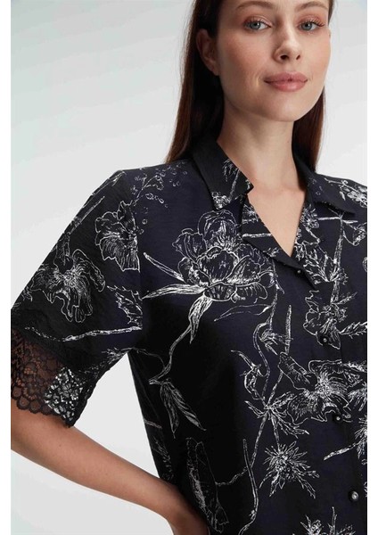 Kadın Fantazi Iç Giyim Yarım Kollu V Yaka Kadın Viskon Çiçek Desenli Yazlık Dokuma Dantel Detaylı Pijama Takımı - Şehvetli ve Zarif Tasarım fiyatları