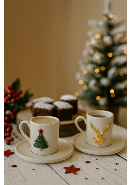 Çam Ağacı ve Geyik Aksesuarlı 2 Kişilik Derya Porselen Kahve Seti, Yılbaşı Hediyelik Fincan