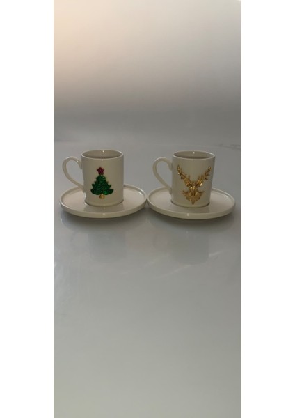 Çam Ağacı ve Geyik Aksesuarlı 2 Kişilik Derya Porselen Kahve Seti, Yılbaşı Hediyelik Fincan modelleri
