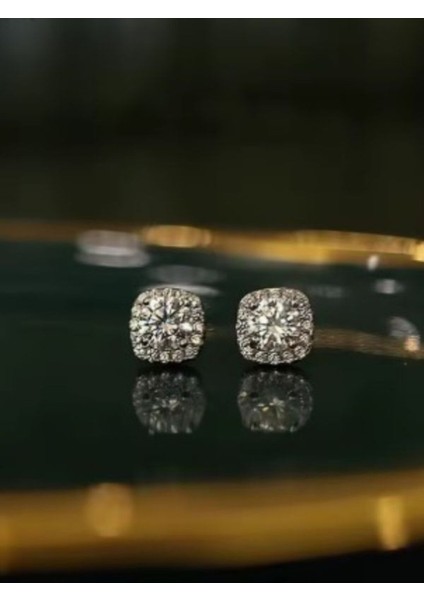 925 Ayar Gümüş Zirkon Taşlı Çiçek Saplama Küpe indirimleri