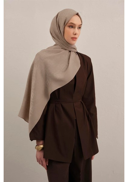 Lyocell Naia Kare Monogram Şal 6 07 modelleri