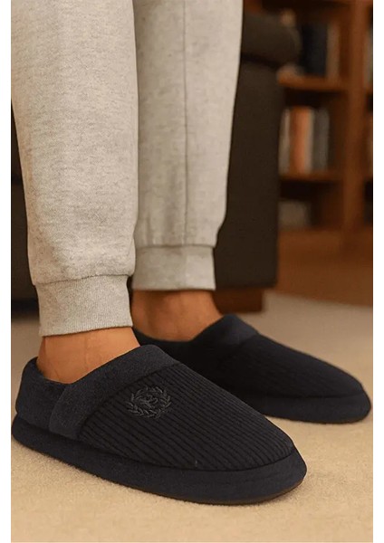Nordik Erkek Panduf Bohça Fitilli Kadife Kumaş Nakışlı Rahat Yumuşak Taban Kürklü Ev Içi Ayakkabı fırsatları
