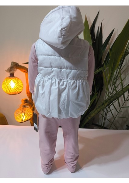 Kız Bebek Vikvik Oyuncaklı Üçlü Takım (Omuzdan Çıtçıtlısweatshirt+ Vikvikli Yelek+Pantolon)