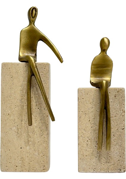 Traverten Eskitme Oturan Adam Dekorlar