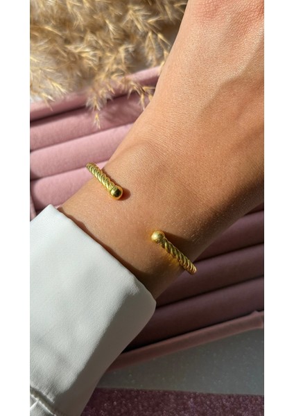 Altın Kaplama Vintage Klasik Ayarlanabilir Burma Kelepçe Model Bilezik 925 Ayar Gümüş fiyatları