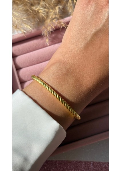 Altın Kaplama Vintage Klasik Ayarlanabilir Burma Kelepçe Model Bilezik 925 Ayar Gümüş fırsatları