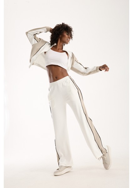 Urbnfıt Kadın Renk Bloklu Fermuarlı Rahat Kesim Eşofman Takımı / Women’s Relaxed Fit Tracksuit