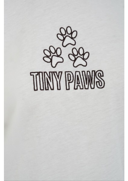 Pati Önü Nakışlı Arkası Baskılı Tshirt modelleri