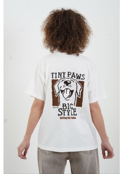 Pati Önü Nakışlı Arkası Baskılı Tshirt