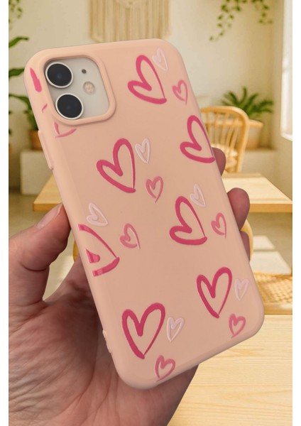iPhone 11 Uyumlu Pembe Kalp Desenli Silikon Darbe Emici Klasik Korumalı Rubber Kılıf 277 fırsatları
