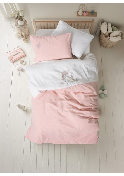 Cuddly Nakışlı Bebek Nevresim Takımı Beyaz