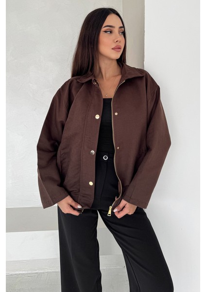 Kadın Fermuarlı Altın Düğmeli Mont– Structured Style indirimleri