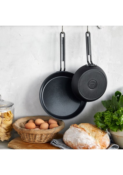 Stanley Tucci™ Kızartma Tavası 2'li 20 cm + 26 cm Milano Siyah indirimleri