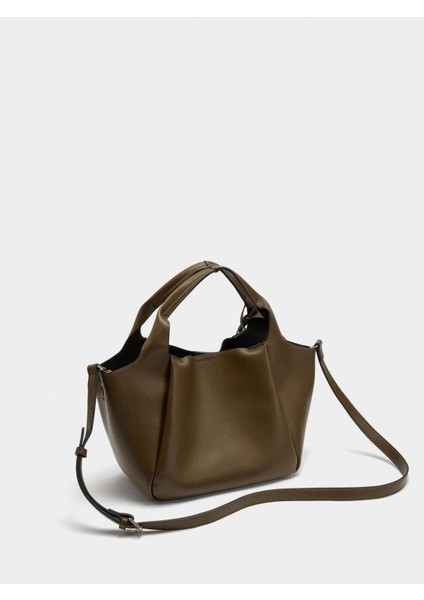 Çıkarılabilir Charm'lı Tote Çanta modelleri