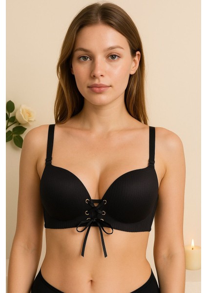 Siyah Bağcıklı Dolgulu Sütyen - Şık , Destekleyici ve Feminen Tasarım