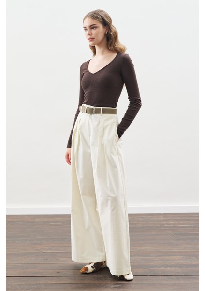 Geniş Pileli Gabardin Pantolon Ekru fiyatları