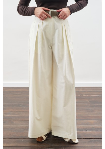 Geniş Pileli Gabardin Pantolon Ekru