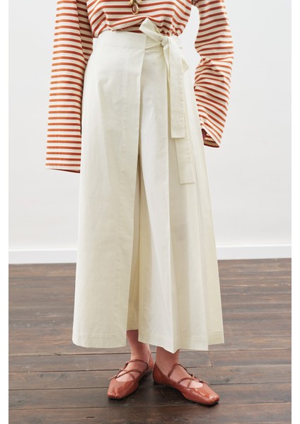Etek Görünümlü Pantolon Ekru fırsatları