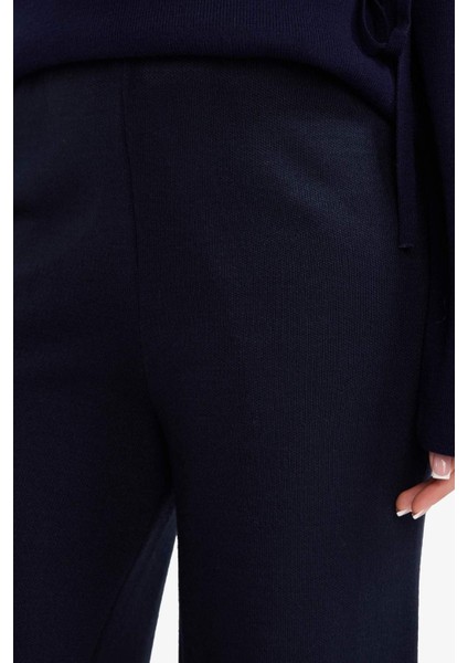 Straight Wide Düz Paça Triko Pantolon G1203AX25WN fırsatları