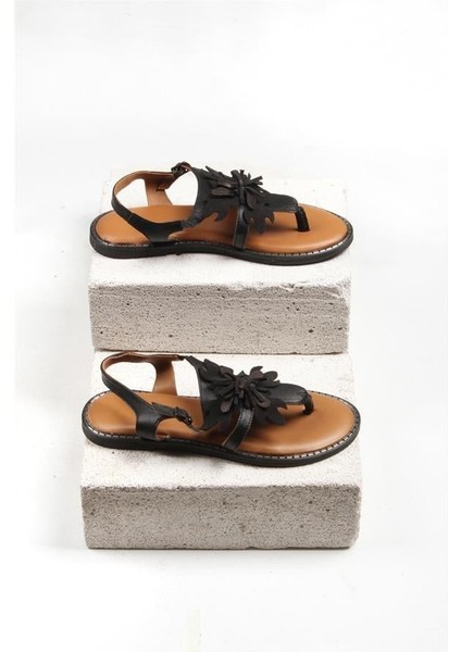 131301 Çiçek Detaylı Sandalet Hakiki Deri Siyah modelleri