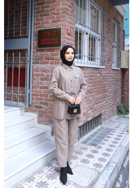 Bağcıklı Süet Pantolonlu Takım fiyatları