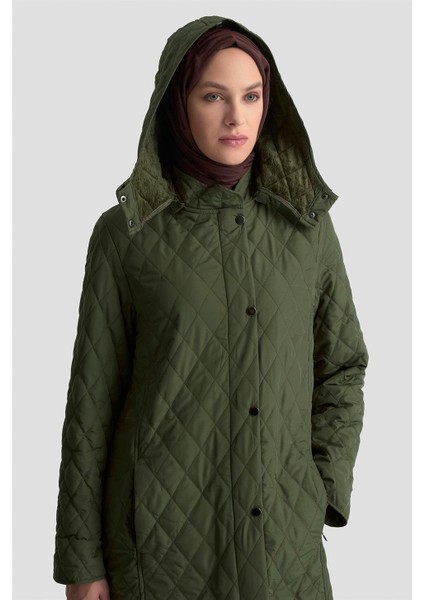 Üçgen Desenli Kapitone Kaban 25KT705 Haki fırsatları