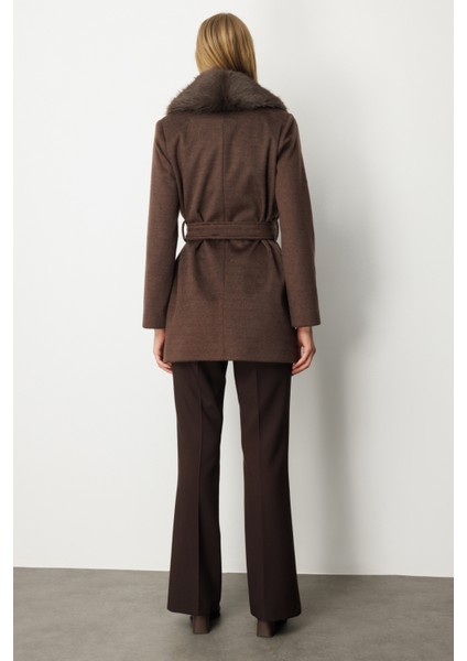 Kadın Yakası Kürklü Beli Kuşaklı Kaban 6079 Kahverengi fırsatları