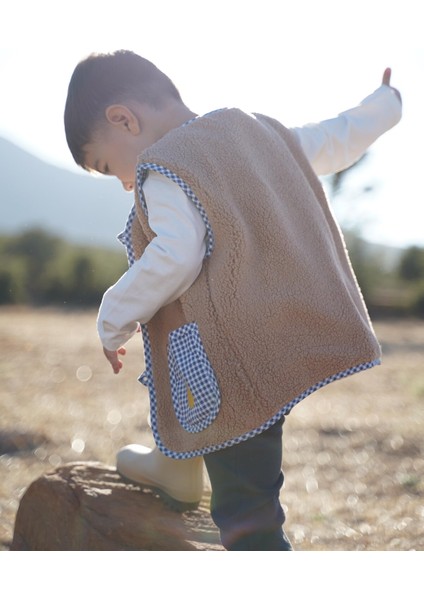 Armut Nakışlı Kahverengi Teddy Bebek Çocuk Yeleği fırsatları