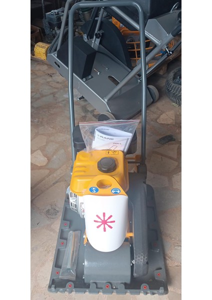 Kompaktör Taş Sıkıştırma Makinesi Benzinli fiyatları