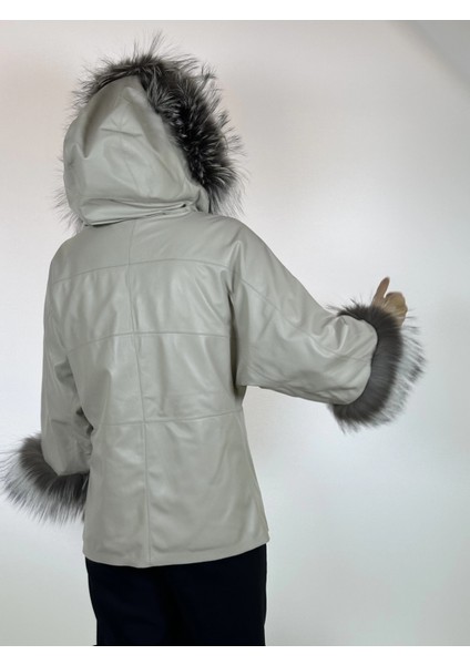 Çift Taraflı Giyilebilir Kadın Deri Mont 340 fiyatları