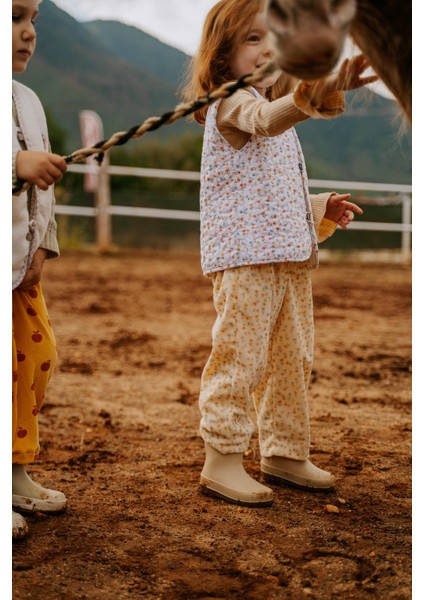 Lale Desenli Peluş Krem Yelek