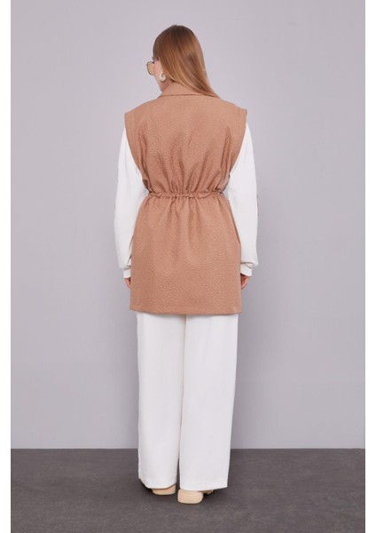 Camel Kendinden Desenli Yelekli Üçlü Takım