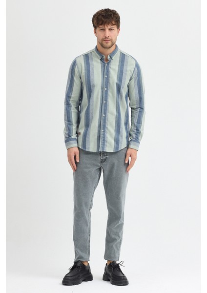 Regular Fit Pamuk Karışımlı Melanj Çizgili Düğmeli Yaka Erkek Gömlek