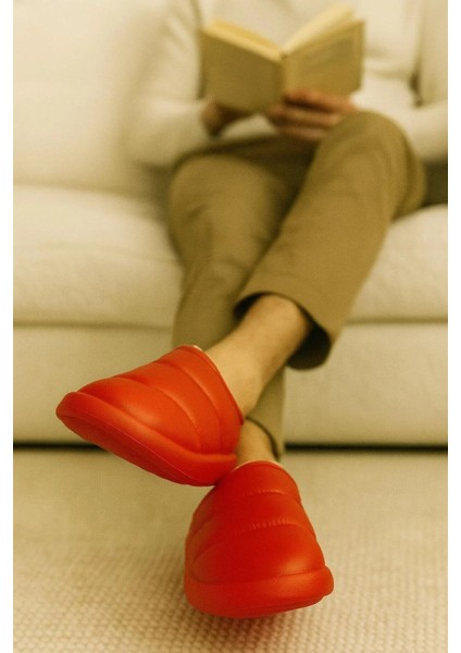 Peluş Içi Yünlü Kışlık Panduf Kırmızı Erkek Ev Terliği modelleri