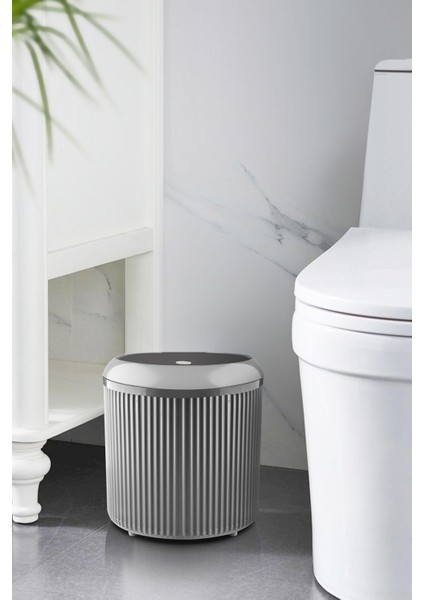 5 Litre Gri Click Kapaklı Modern Çizgili Çöp Kovası DC-6801
