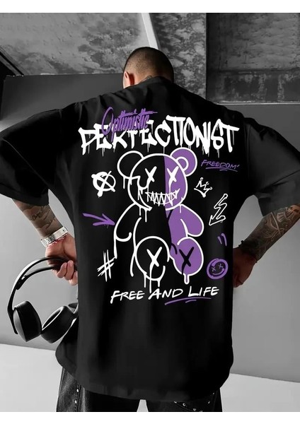 Erkek Oversizegrafik Tişört "campbrastcooperatıon" Kalın Yazı Bisiklet Yaka, Kısa Kol, Kalın Mor ve Siyah Desenli Yazlık Sokak Kıyafeti - Siyah