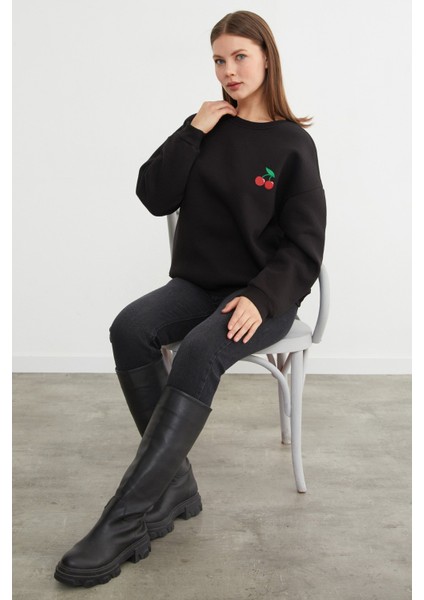 3 Iplik Kiraz Baskılı Oversize Sweatshirt fiyatları