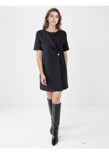 Siyah Bisiklet Yaka Düğme Detaylı Dokuma Mini Elbise