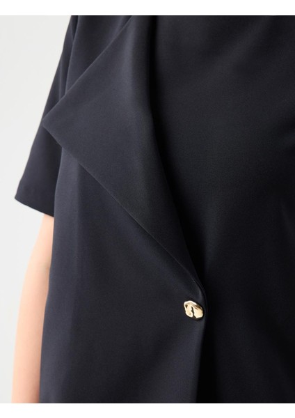 Siyah Bisiklet Yaka Düğme Detaylı Dokuma Mini Elbise indirimleri