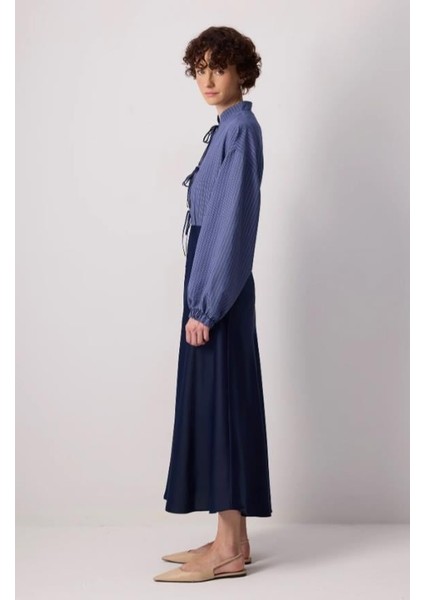 Basic Saten Etek Lacivert fırsatları