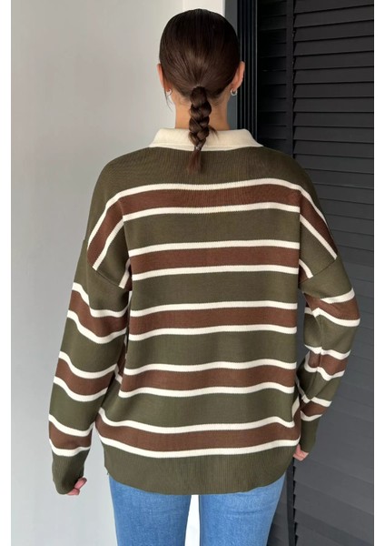 Kadın Yarım Düğmeli Çizgi Desenli Triko Kazak P-00019019 fırsatları